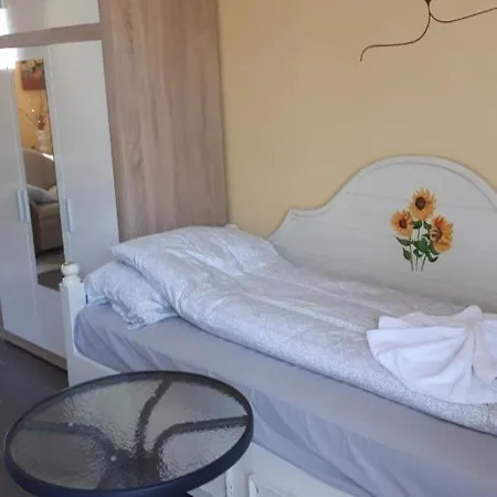 Apartman Studio Apartment